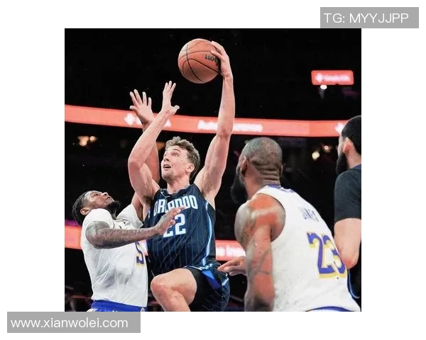 克里夫兰骑士与奥兰多魔术的精彩对决分析与赛季展望